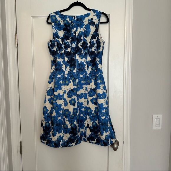 Prabal Gurung Blue and White Floral Sleeveless Dress - Size Medium. A-Line dress - Picture 9 of 10